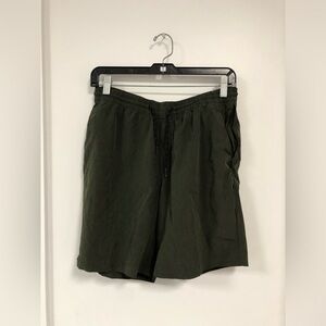 Old Navy Men's Go Dry Shorts Size M Color Dark Green